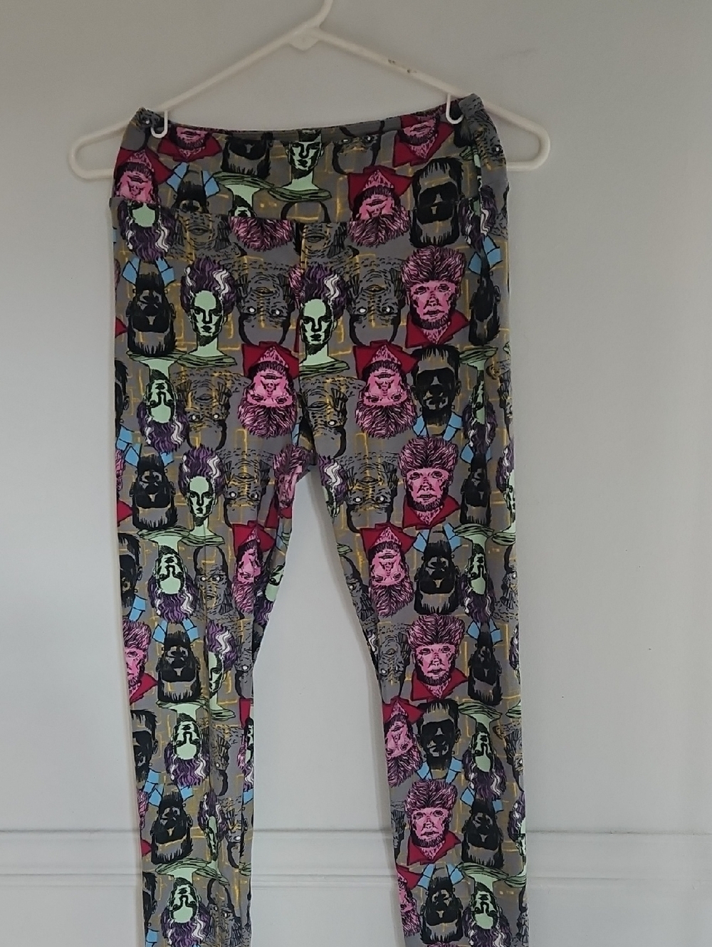 Lula Roe One size fits all Monster Leggings